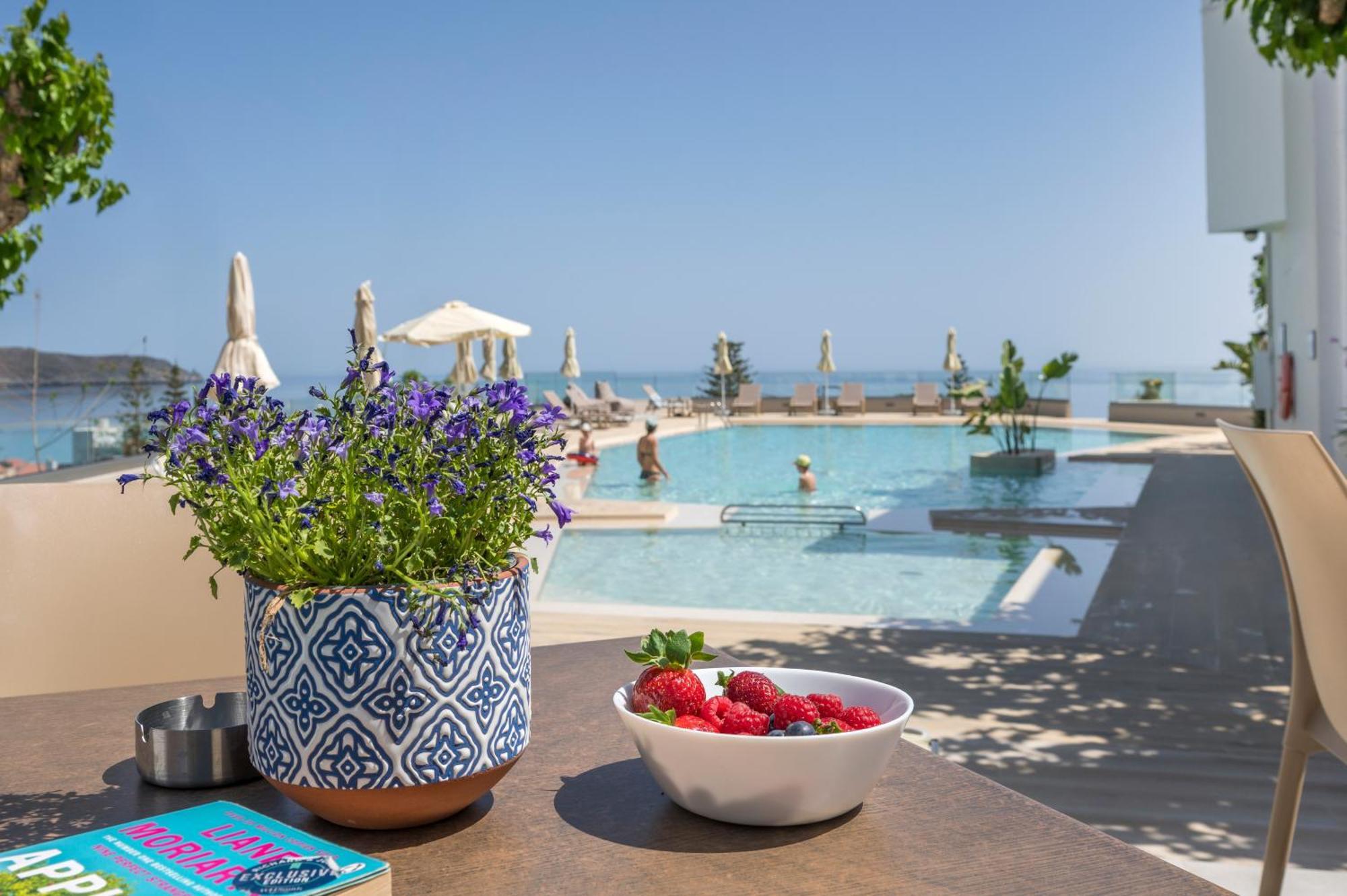 Hermes Sea View
