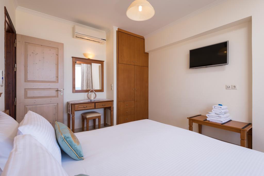 Hotel apartamentowy Hermes Sea View Stalós